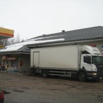 Lumiesteet peltikatolle